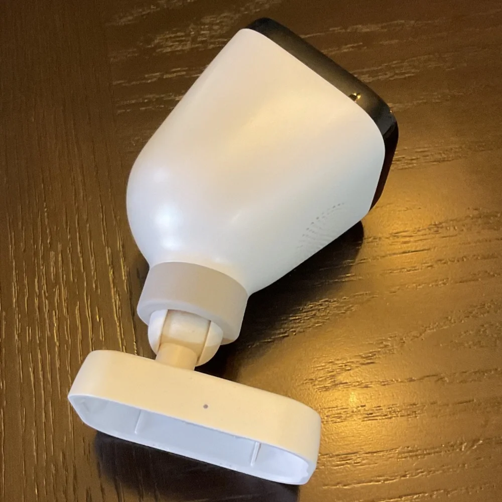 Vivint Outside camara Gen 1